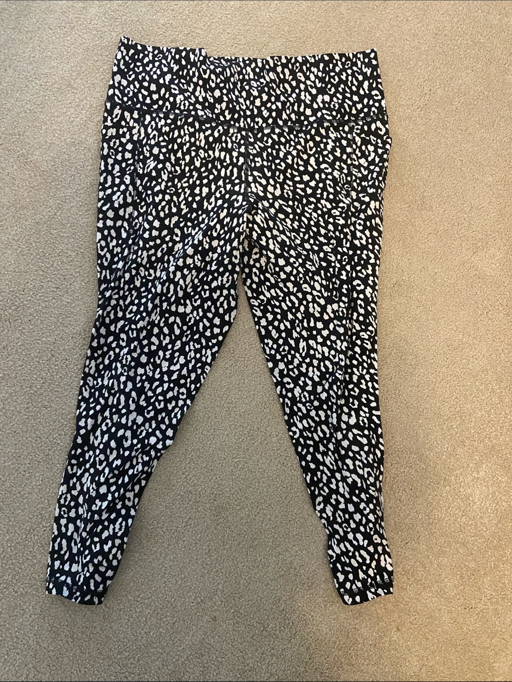 Athleta Black and White Leopard Print Leggings